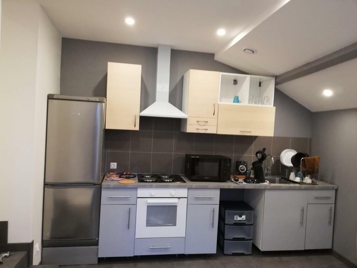Maison Duplex & Appartement Sur Cour La Ferte-Gaucher Bagian luar foto